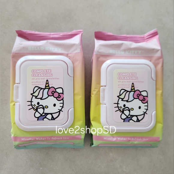 The Creme Shop x Hello Kitty Cleansing Towelettes Face Wipes Bundle of 2 NIP - Picture 1 of 3